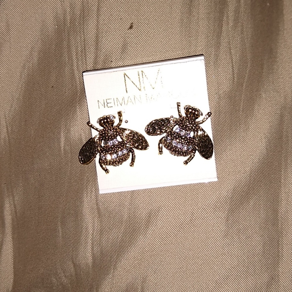 Brand new never worn Neiman Marcus earrings
